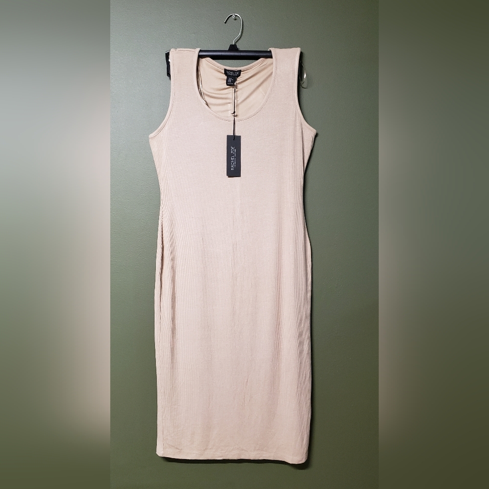 Beige Sleeveless Midi Dress with Ribbed Texture – Timeless & Versatile